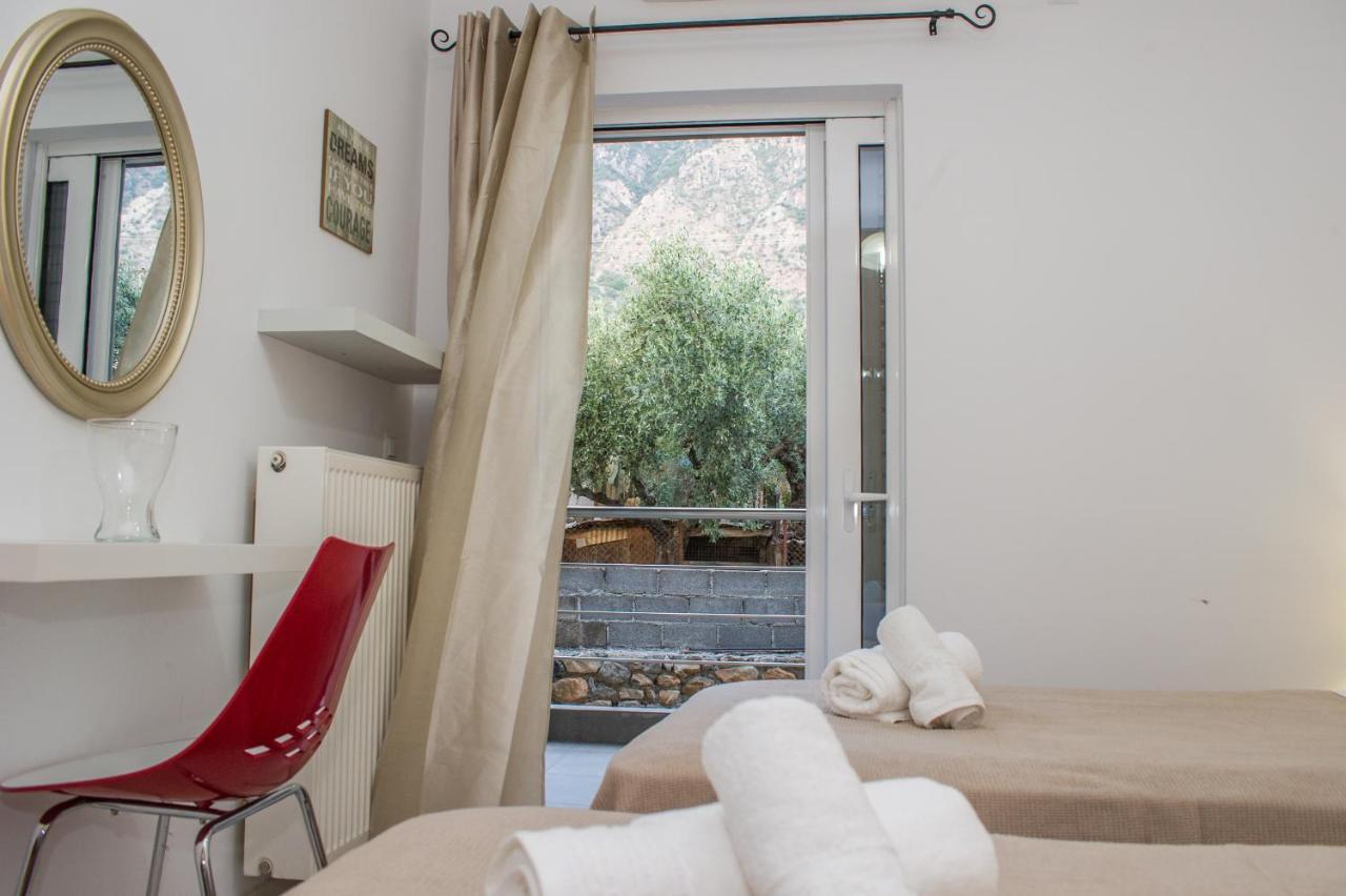 ורגה קלמטה Nina'S Villa, Cosy Seaview Retreat מראה חיצוני תמונה