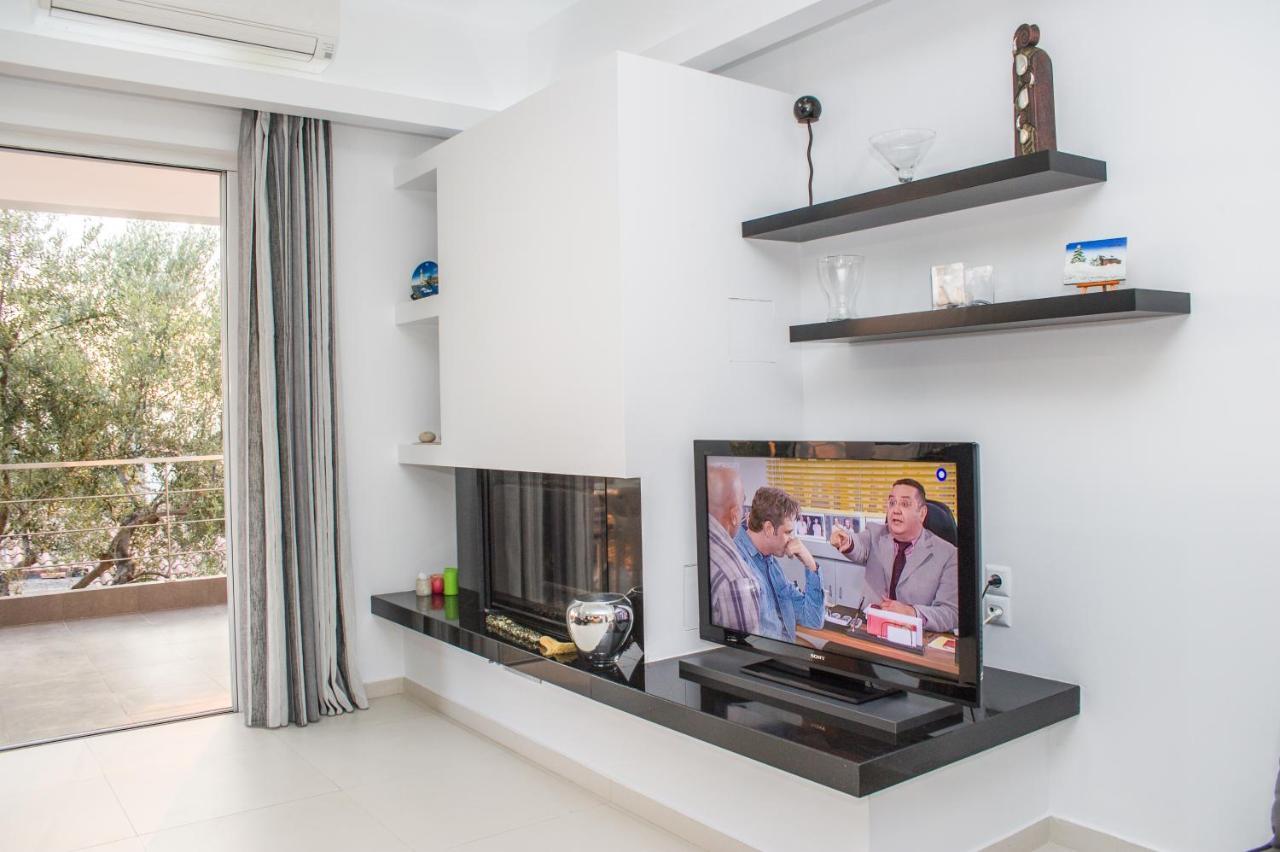 ורגה קלמטה Nina'S Villa, Cosy Seaview Retreat מראה חיצוני תמונה
